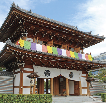 多くの神社仏閣に見守られてきた、安らぎの地